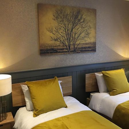 The Tower Arms Hotel Iver Eksteriør bilde