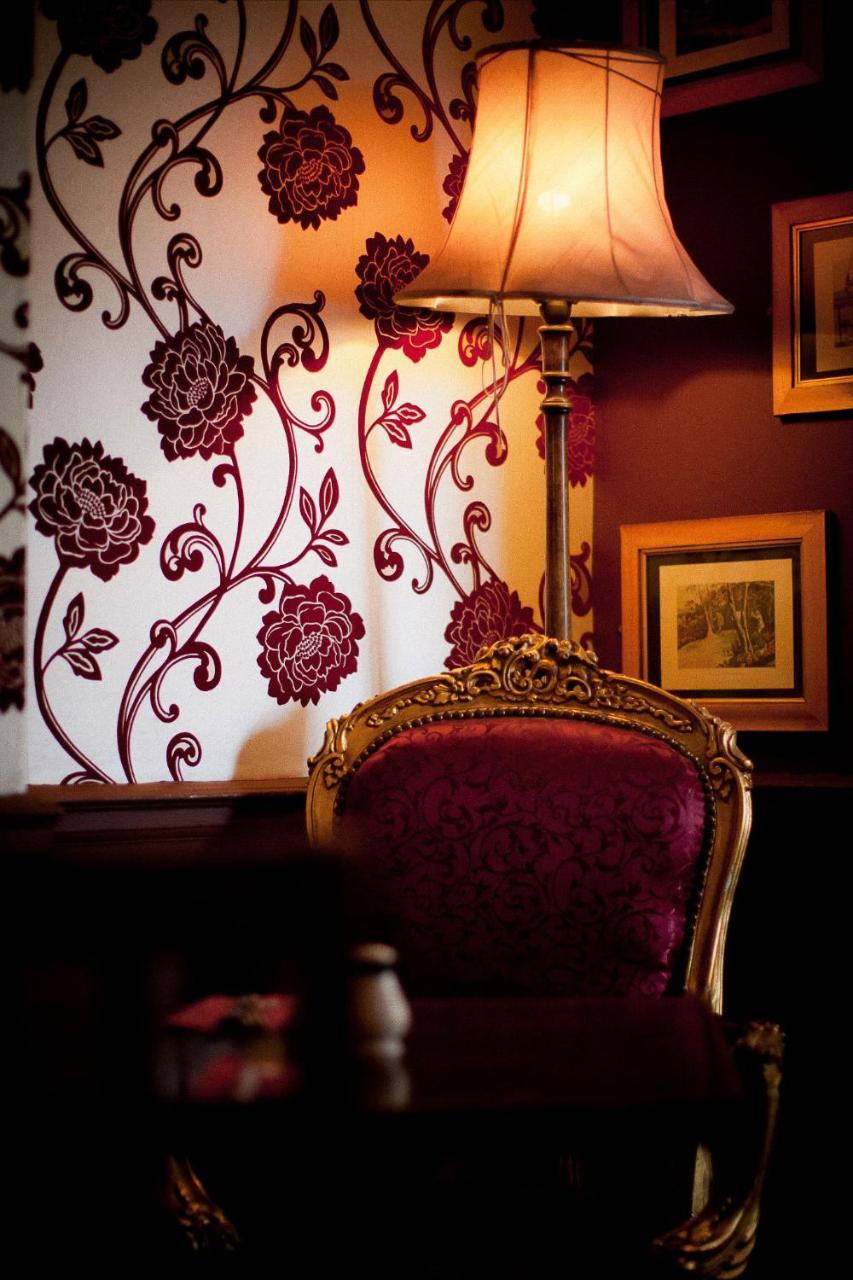 The Tower Arms Hotel Iver Eksteriør bilde